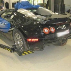 Bugatti Veyron Crashed Bid Image