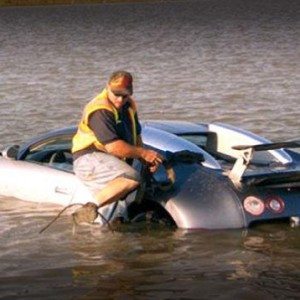 Bugatti Veyron Texas Crash Insurance Image