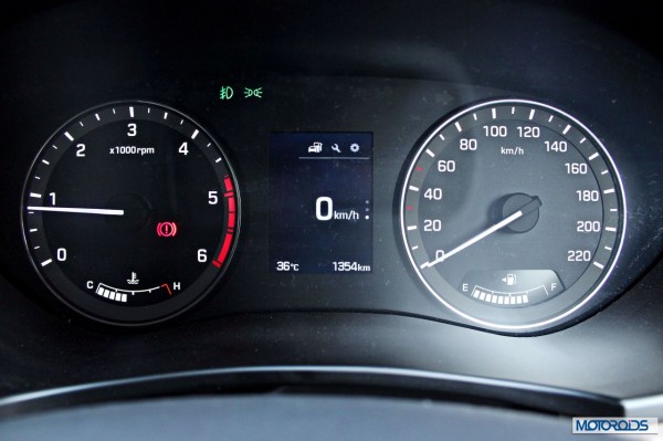 Hyundai Elite i20 MID info (5)