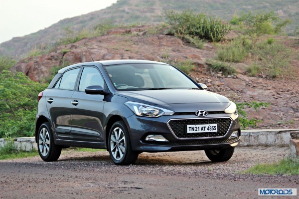 Hyundai Elite i20 motion action (1)