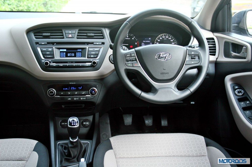 Hyundai Elite i20 steering (1)