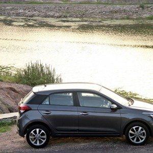 Hyundai Elite i still static