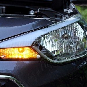 Hyundai elite i headlight