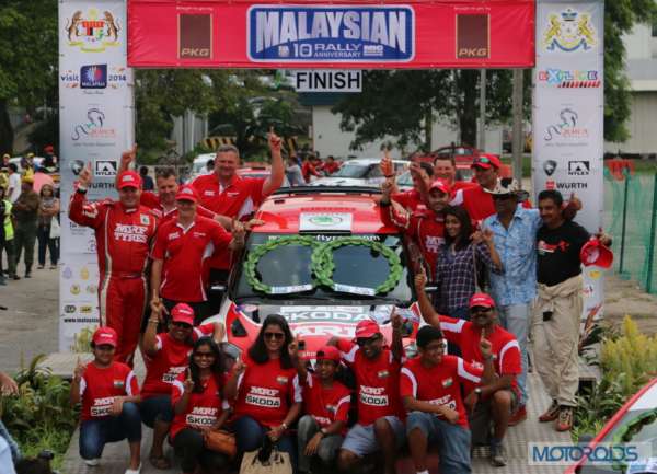 MR14_-_MRF_Skoda_Team_victory_-_APSM_resize