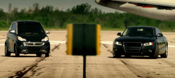 Smart-ForTwo-Drag-Race-Video-Image-2