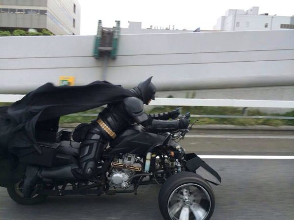 batman caught on batpod