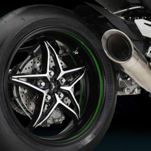 Kawasaki Ninja HR Rear Wheel and Exhaust