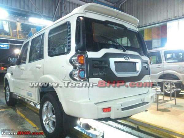 2014 Mahindra Scorpio Facelift (2)