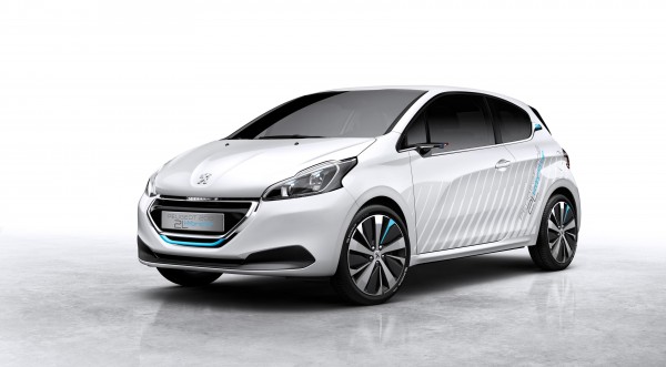 2014-Paris-Motor-Show-Peugeot-208-Concept (1)