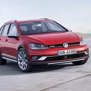 Paris Motor Show Volkswagen Alltrack