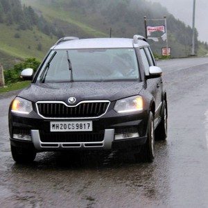 Skoda Yeti action