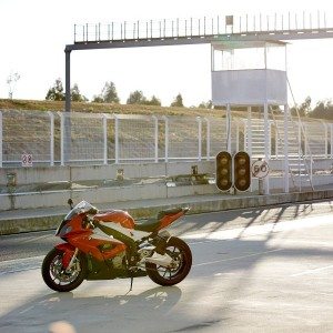 BMW S  RR Official Images