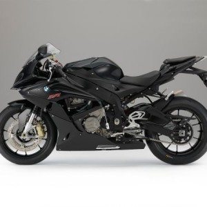 BMW S  RR Official Images