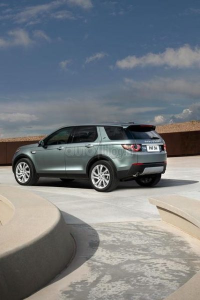 2015 Land Rover Discovery Sport official images leaked (7)