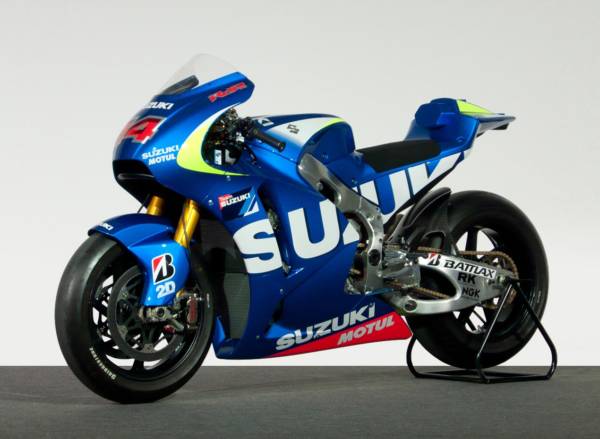2015 Suzuki Motogp GSX-RR (1)