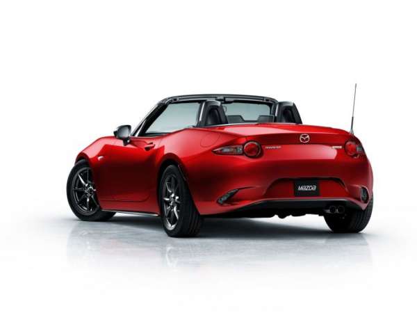 All-new 2016 Mazda MX-5 Miata drops it's top (20)