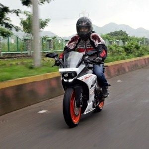 KTM RC Review Action Shots