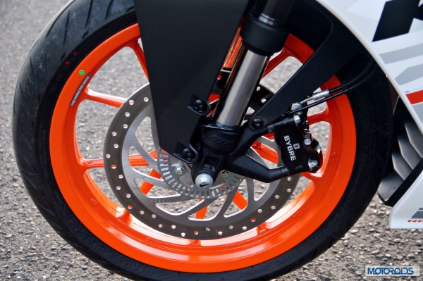 KTM-RC390-Review-Front-Disc-Brake-ABS-Close-Up