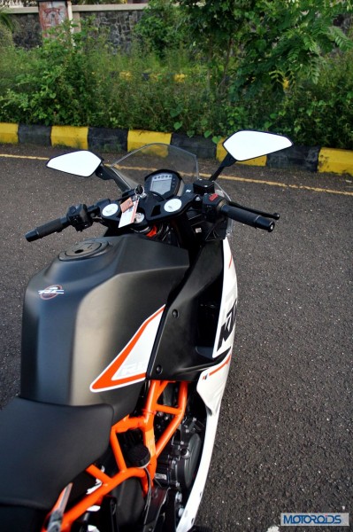 KTM-RC390-Review-Mirrors