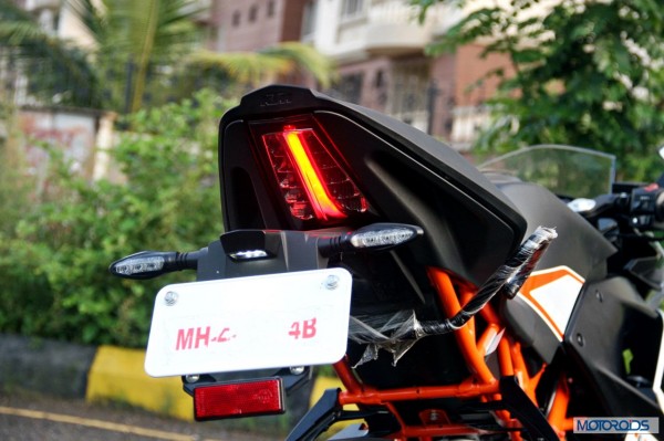 KTM-RC390-Review-Number-Plate-Holder-Close-Up