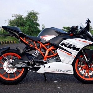 KTM RC Review Side Profile