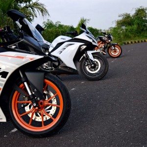 KTM RC vs Kawasaki Ninja  vs KTM Duke