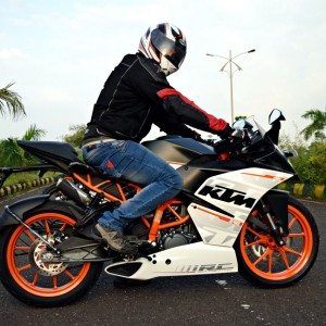 KTM RC vs Kawasaki Ninja  vs KTM Duke