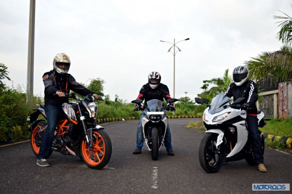 KTM RC390 vs Kawasaki Ninja 300 vs KTM Duke 390 (4)