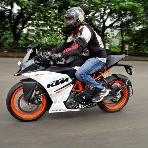 KTM RC vs Kawasaki Ninja  vs KTM Duke