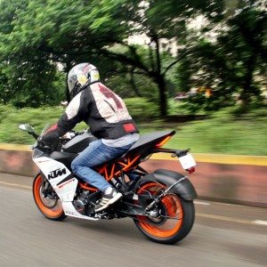 KTM RC vs Kawasaki Ninja  vs KTM Duke