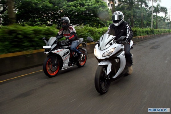 KTM RC390 vs Kawasaki Ninja 300 vs KTM Duke 390 (80)