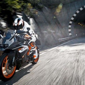 KTM Rc action