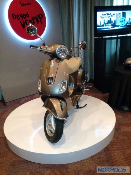 Limited Edition Vespa Elegante Launch Images (3)