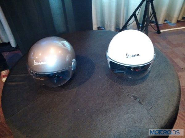 Limited Edition Vespa Elegante Launch Images-Spcial helmets