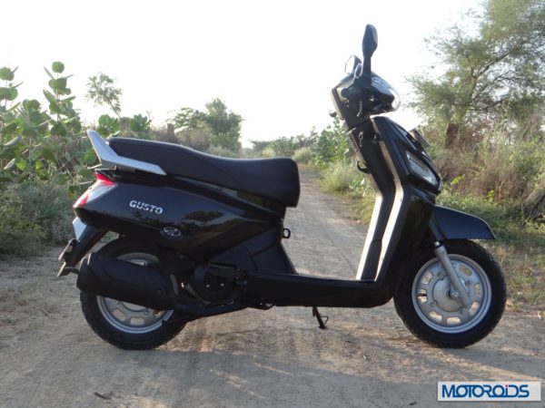 Mahindra Gusto review side (2)