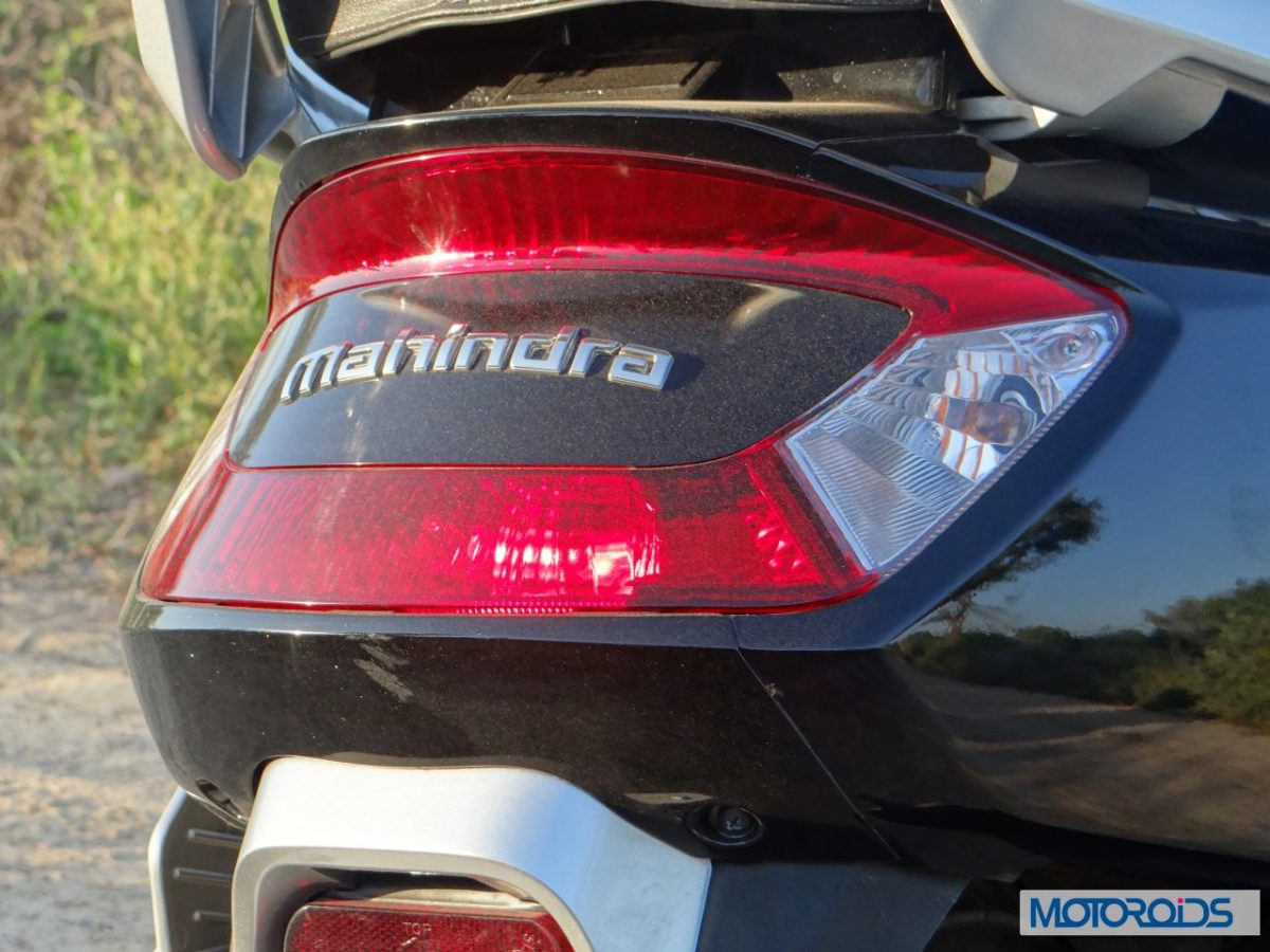 Mahindra Gusto tail lamp