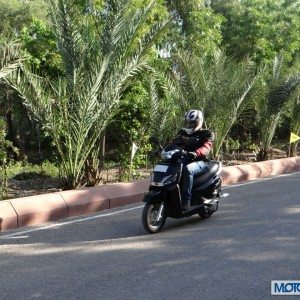 Mahindra gusto  scooter review India