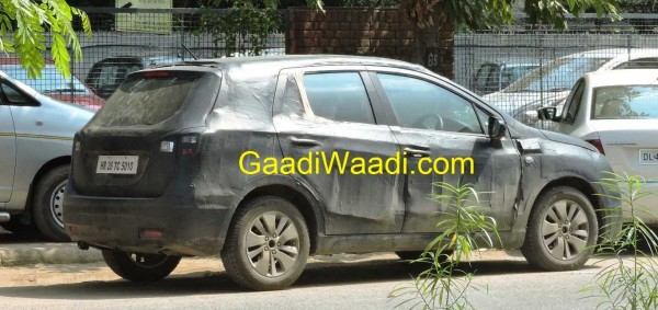 Maruti Suzuki SX4 S-Cross spied; Launch Soon (3)