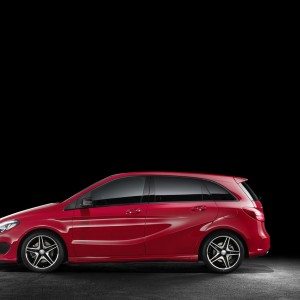 Mercedes Benz B Class facelift unveiled