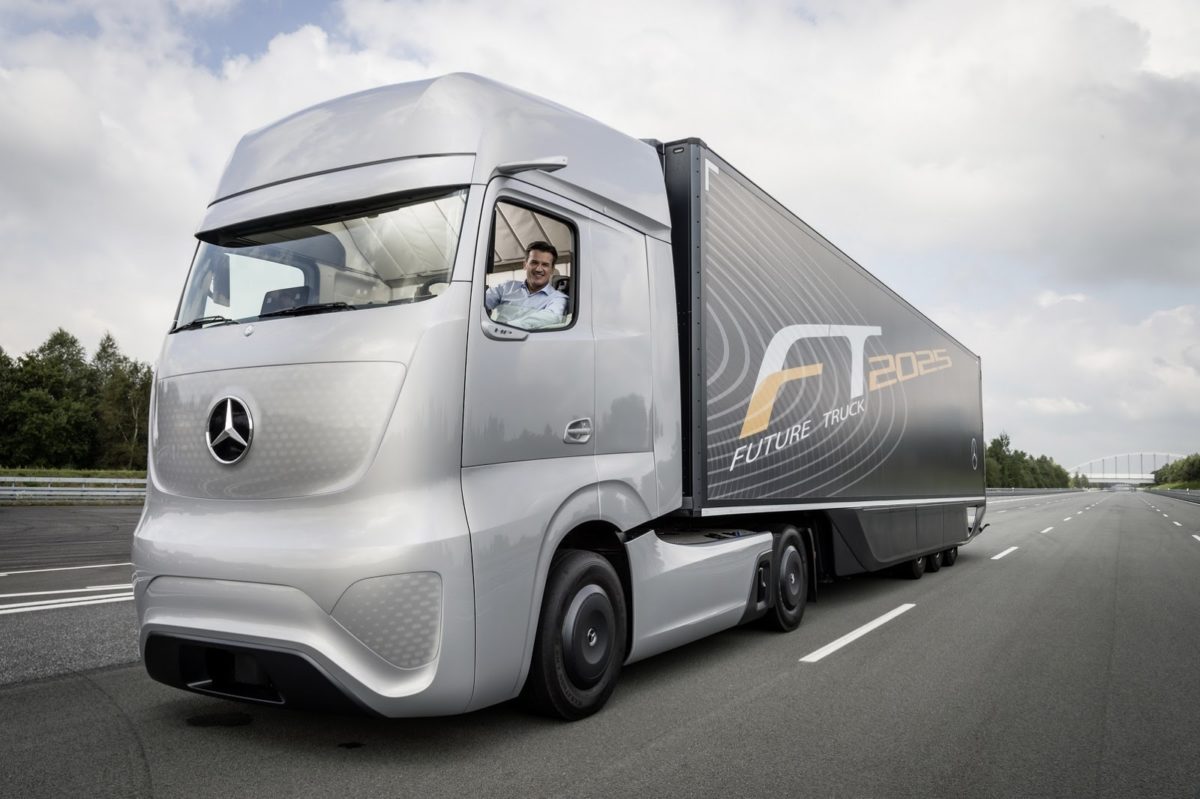 Mercedes Benz Future Truck  Images and Details