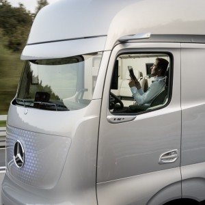 Mercedes Benz Future Truck  Images and Details