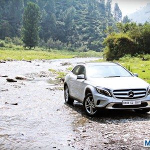 Mercedes GLA India off road