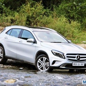 Mercedes GLA class front