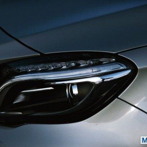 Mercedes GLA class headlamp