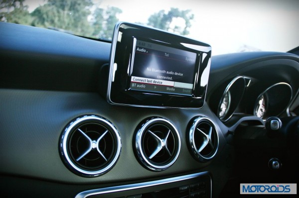 Mercedes GLA class interior (26)