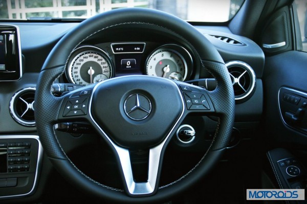 Mercedes GLA class interior (34)