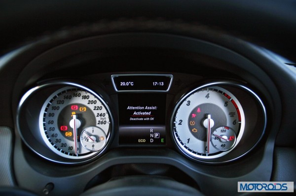 Mercedes GLA class interior (56)