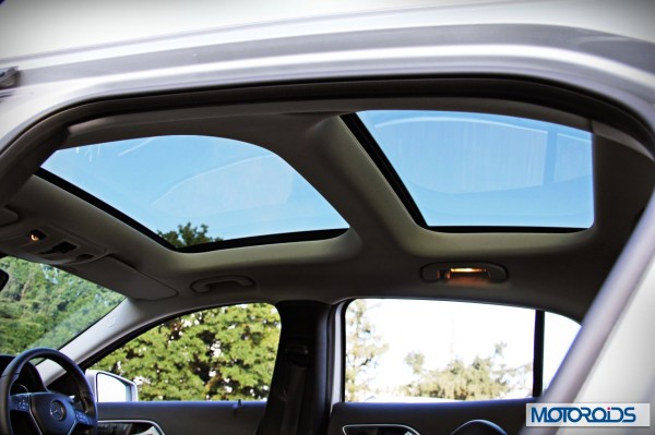 Mercedes GLA panoramic sunroof