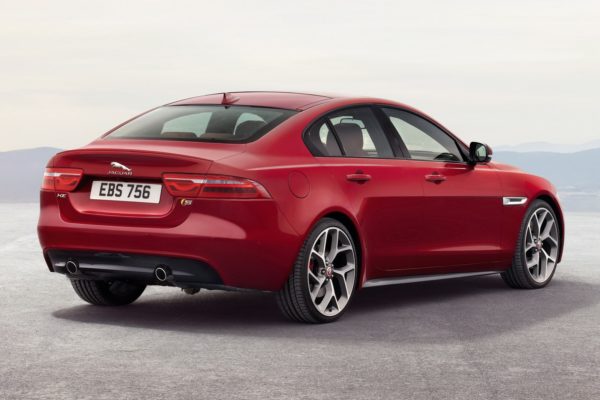 New 2016 Jaguar XE officially revealed Images and details (36)