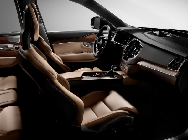 New-Volvo-XC90-Image-3-Interior